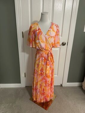Flying Tomato Midi Dress Size Medium